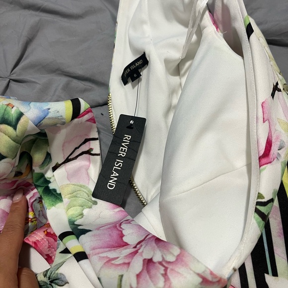 Floral peplum dress - Picture 4 of 4